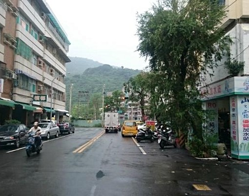 近美術館三房.屋況極佳,公寓三樓 - Image 6