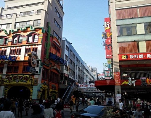 一中街,益民商圈,中友百貨,中科大體大 - Image 1