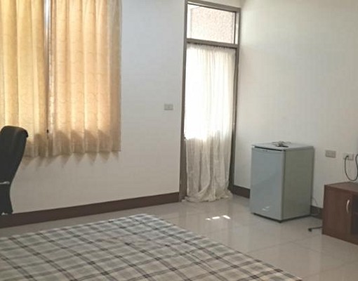 近園區,關新路新莊街地段佳套房出租 - Image 1