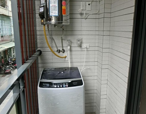熱河街商圈陽台套房(室內停車場) - Image 8