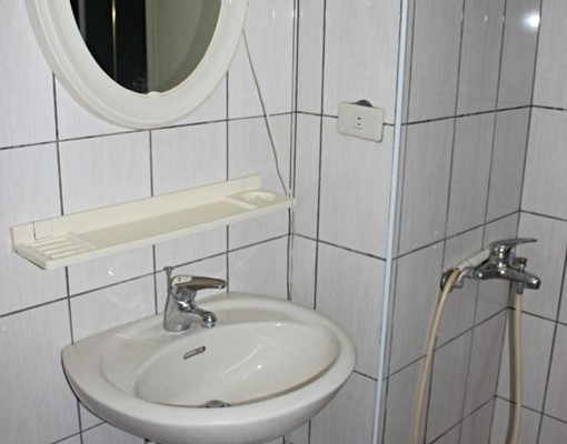 大竹路靠近公車站、自由聯盟、麥當勞 - Image 3