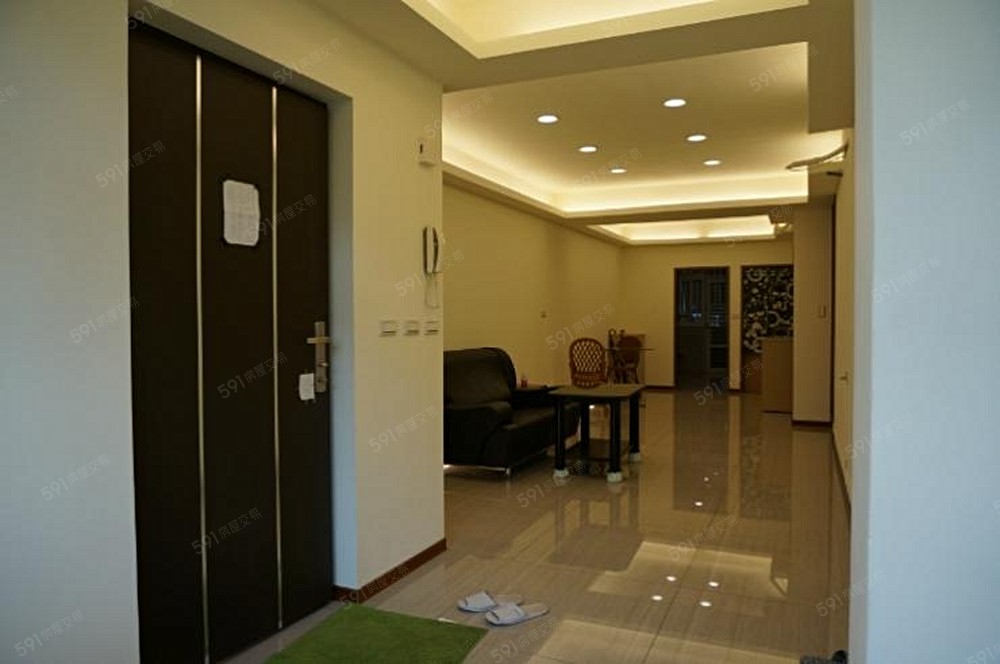 公共光亮的客廳
個人獨立電表