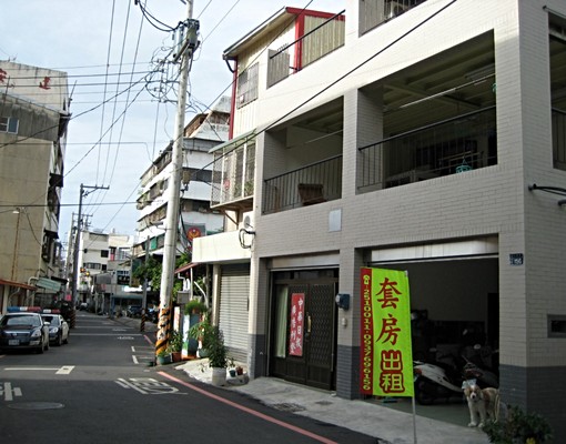 近成大.奇美.南台.台南轉運站.火車站.新光小北門店 - Image 1