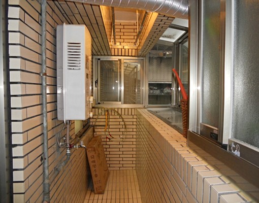 郵政新村精美雅房(包水電瓦斯網路） - Image 3