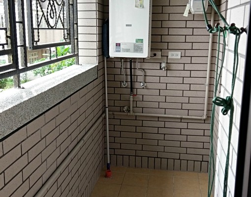 高鐵特區隘口六街3房含車位 - Image 10