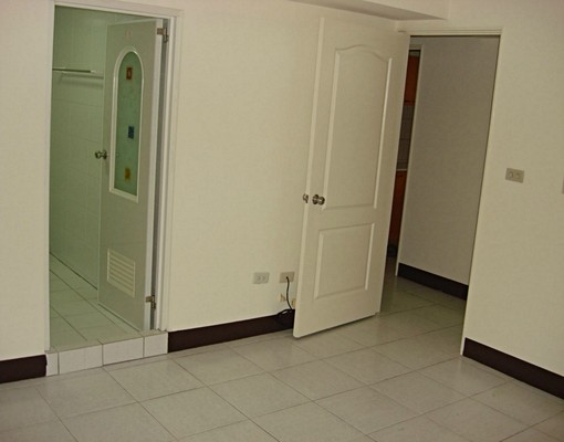 正3房運河旁優質住家可申請租屋補助(平車另計) - Image 5