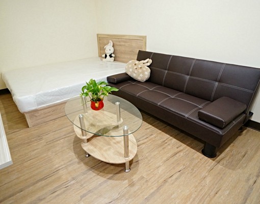 江子翠全新捷運生活圈精品套房,可租補 - Image 1