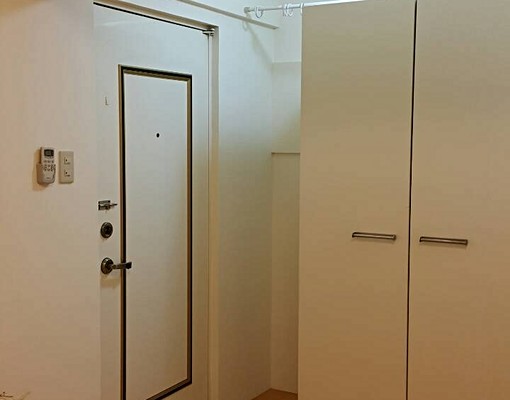 光復北近大巨蛋-電梯警衛-代收垃圾(加LINE聯繫) - Image 4