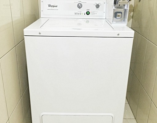 陽台電梯套房(附獨洗) - Image 3