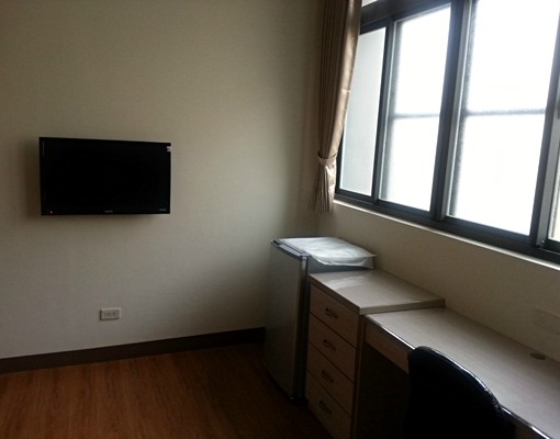 漢神巨蛋精緻電梯套房 - Image 2