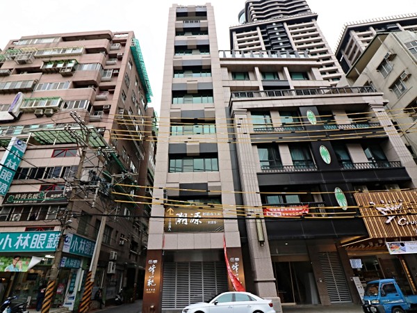 岳泰悅