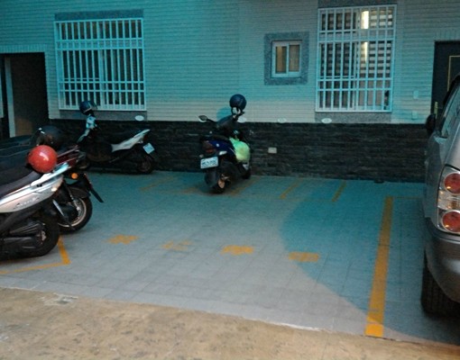 電梯套房出租 - Image 10