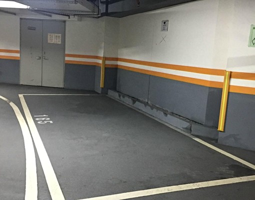 近捷運象山站,新川普社區內B1坡平大車位 - Image 1