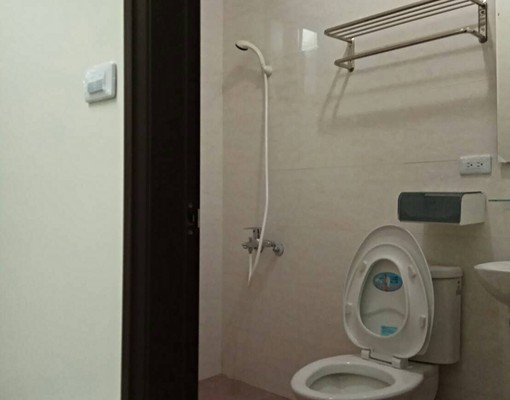 矽品85度C豪華民宿風大套房4樓 - Image 7