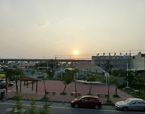 新市中心近南科。獨立陽台洗衣機。溫馨套房 - Image 5