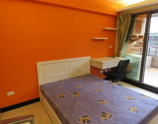 成名在望~台電計費~電T陽台獨洗大套房 - Image 11