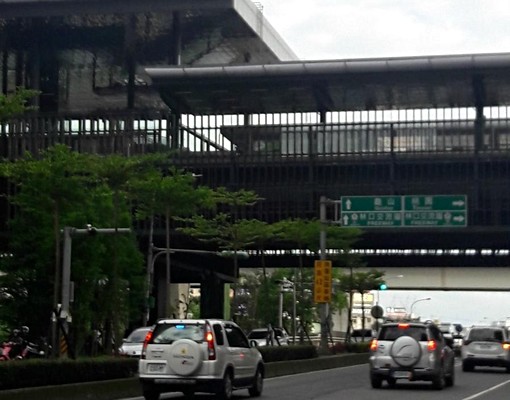 採光佳優質套房-近捷運A9、三井 - Image 9