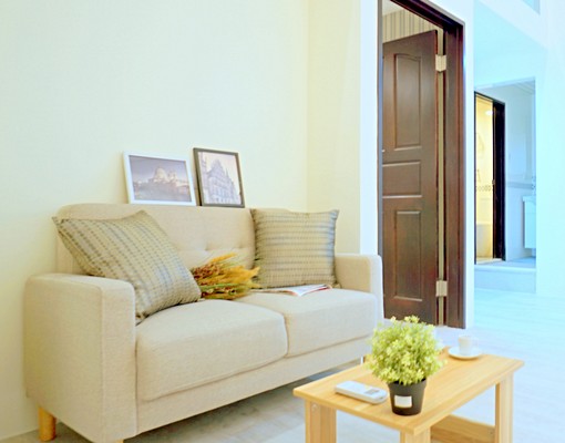 電梯大樓~近捷運~樓中樓兩房一廳! - Image 2