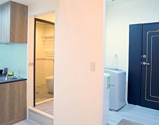 電梯大樓~近捷運~樓中樓兩房一廳! - Image 7