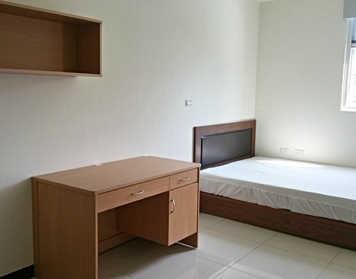 全新透天厝,面公園,近中華醫專 - Image 9