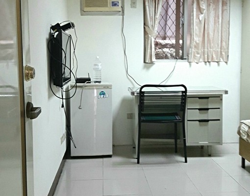真理大學分租套房第四台網路冰箱液晶電視 - Image 3