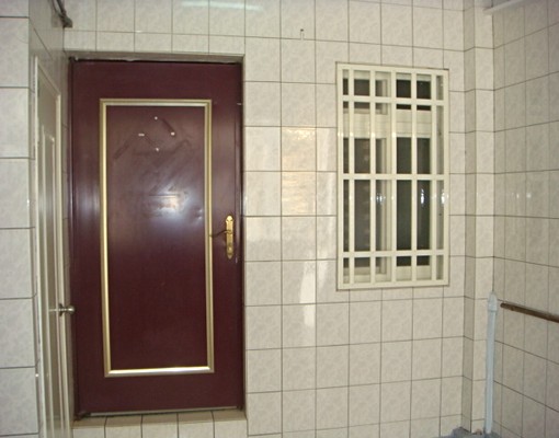 三重裝橫新,一房一廳一衛近捷運 - Image 1