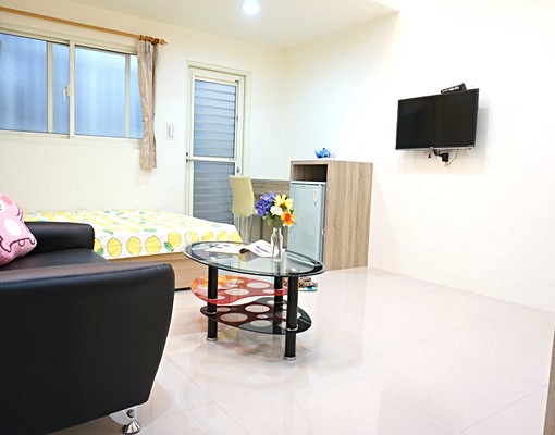 裝潢新菜寮站5分獨立陽台大套房 - Image 1