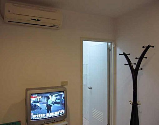 家樂福旁江子翠龍山寺捷運站 - Image 6