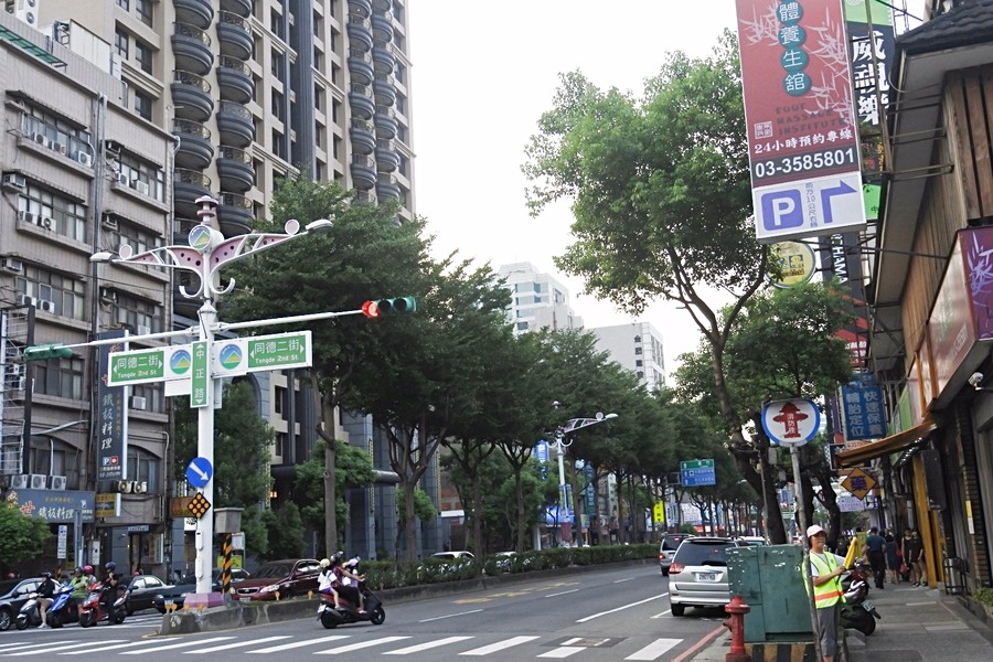 中正路街景