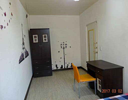 近一中商圈體大中技磚牆大面窗(含網路) - Image 3