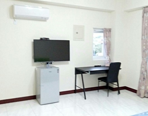 自租全新獨立陽台獨立洗衣機室內機車位飲水機 - Image 1