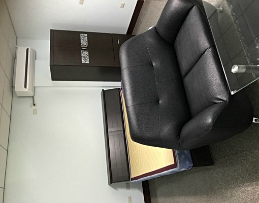 苗栗縣政府前8坪大套房!!交通機能好 - Image 1