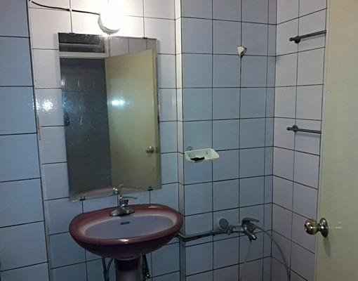 信義區林口街近區公所邊間採光佳空氣好 - Image 3