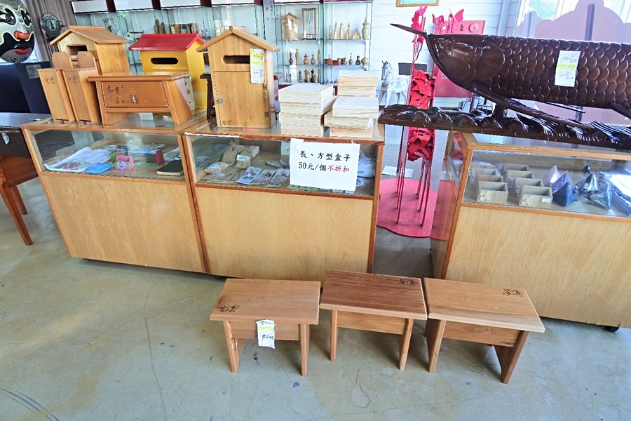 也有手工藝紀念品可以選購