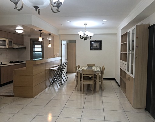 近長榮大樓~優質三大房+車位~傢俱電全 - Image 11