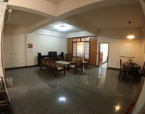 45坪適家庭上班族學生合租5樓無電梯生活機能超讚 - Image 2