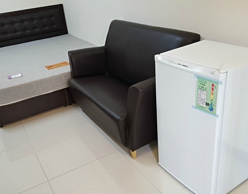 近巨城新穎電梯大廈,稀有套房(限女性) - Image 3