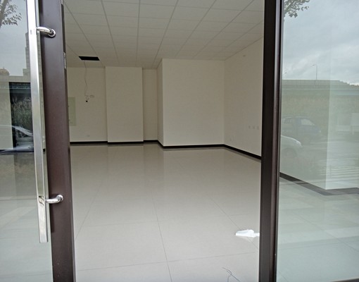 租獨家~可咖啡廳可早午餐辦公室 - Image 2