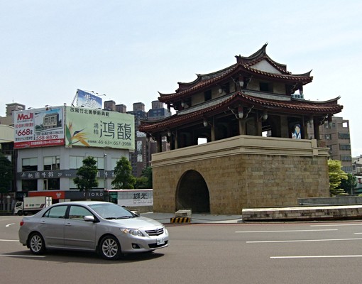 火車站超值套房遠百郵局巨城清大國泰. - Image 11