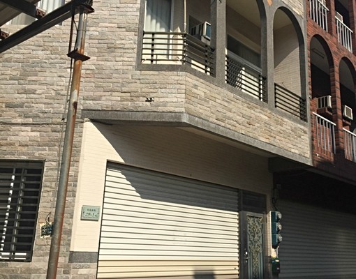 台南市東區優質套房 - Image 1