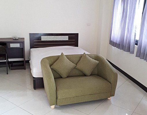 獨立陽台大套房出租(近南科) - Image 1