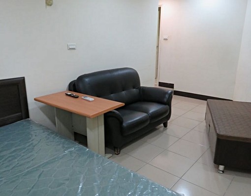 大湳市場~沙發8坪套房 - Image 5