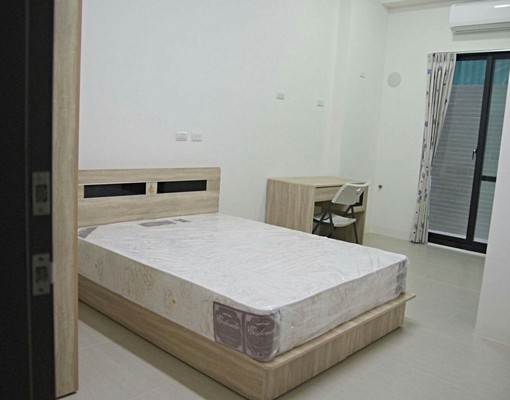 南科富中優質套房 - Image 3