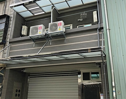 全新套房、高級電器設備，每戶室內機車車位 - Image 9