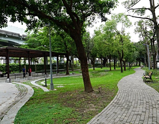 可租補華山公園頂級套房漂亮有陽台全套家具家電 - Image 6