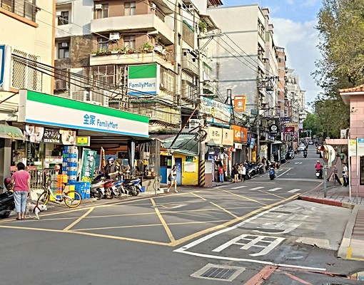 真理大學正,優質套房出租中 - Image 8