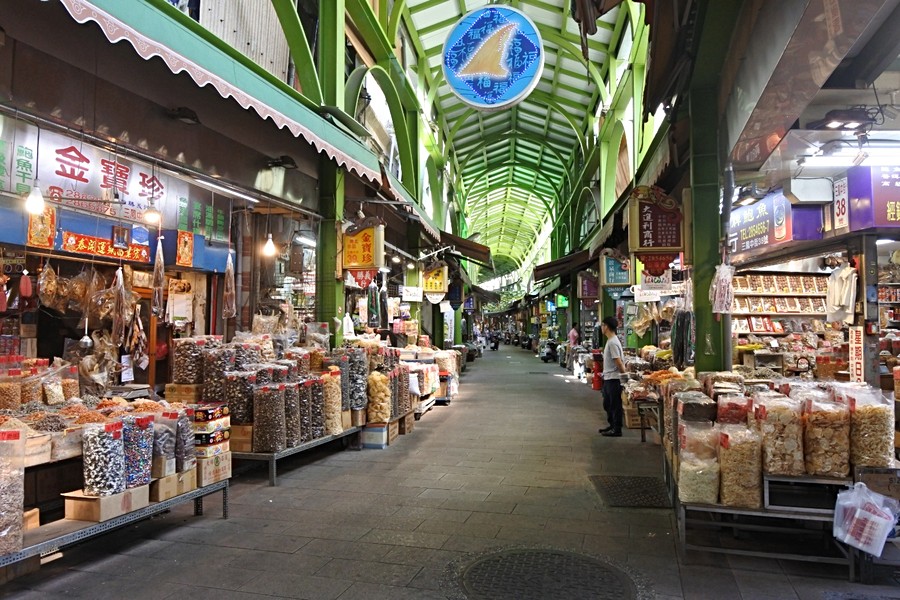 早上人潮較少~是個逛街好時機XDD(不用人擠人^^)