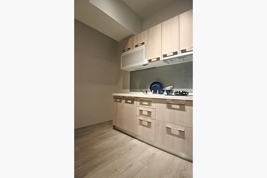 木紋櫥櫃，感覺很有質感^^