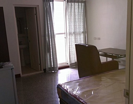 近輔仁中學-獨立套房-有陽台 - Image 1