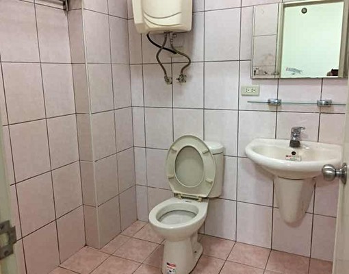 大遠百商圈變頻冷氣電梯大套房 - Image 5